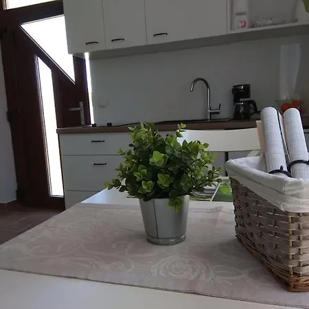 Marija- Ground Floor Next To The Apartament